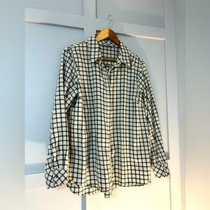Ladies Lee button down cream and black shirt
